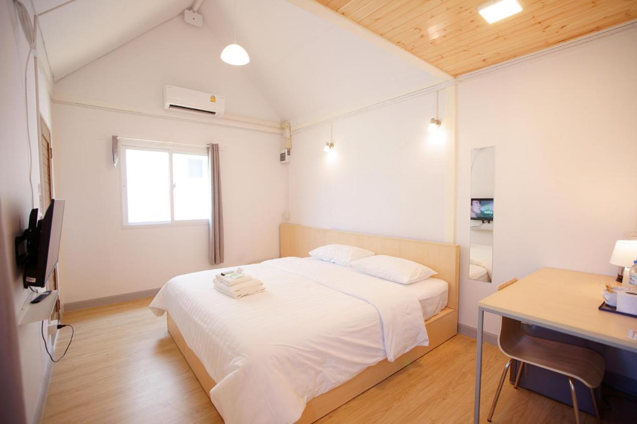 Barn Sampran Resort บ้านสามพรานรีสอร์ท Nakhon Pathom Exterior foto